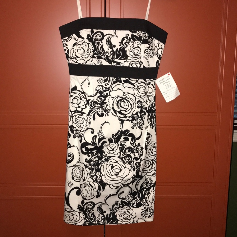 Strapless sundress